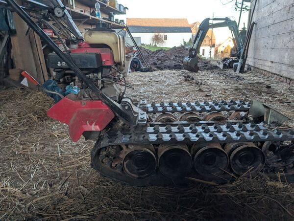 Gummiketten 180x60x37 für Honda HP400 Carrier