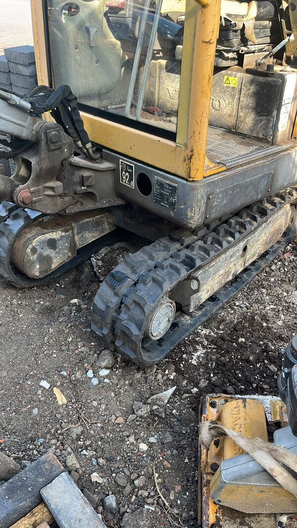 Gummiketten 230x96x33 für Volvo EC15B